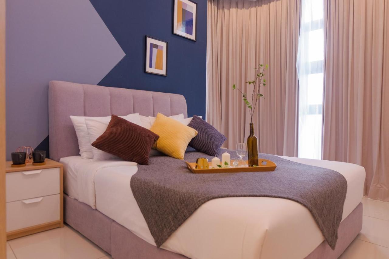 Robertson Cozy 3 Bedroom Family Suite With Netflix Куала-Лумпур Экстерьер фото